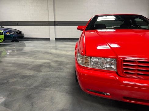 Used 2002 Cadillac Eldorado Collector's Edition image 6