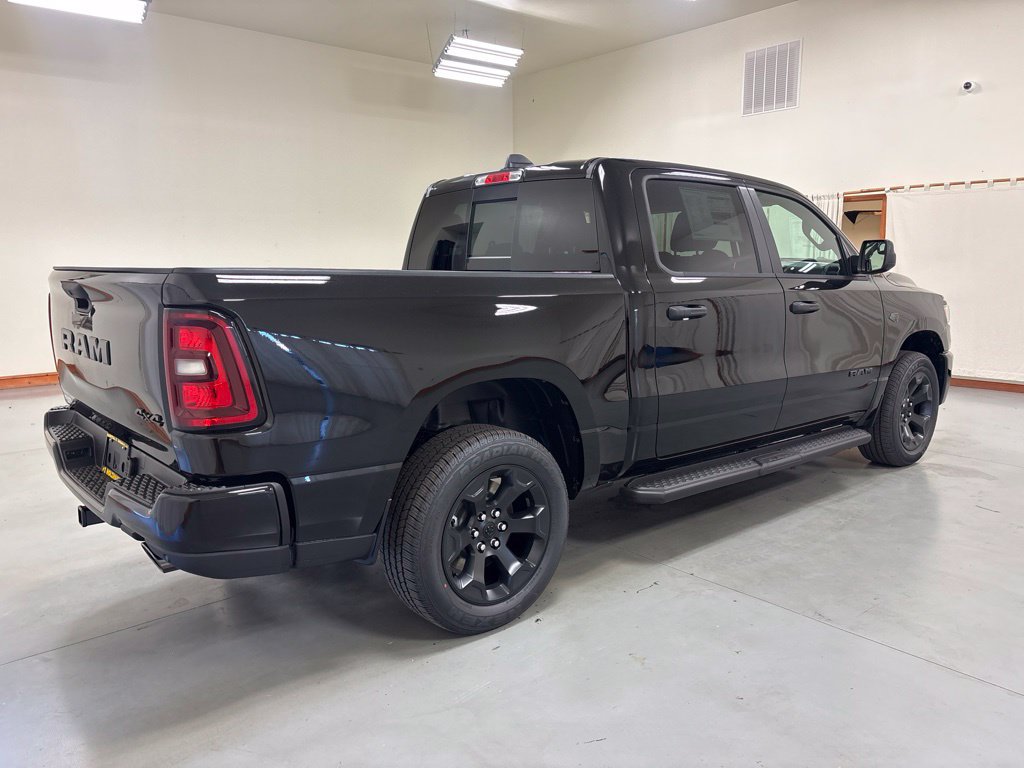 New 2027 RAM 1500 Express AWD/4WD image 8