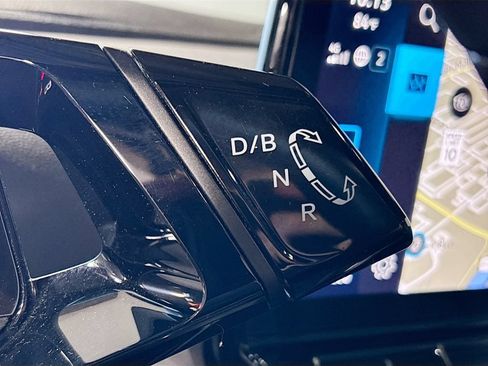 Certified 2023 Volkswagen ID.4 Pro S AWD/4WD image 19
