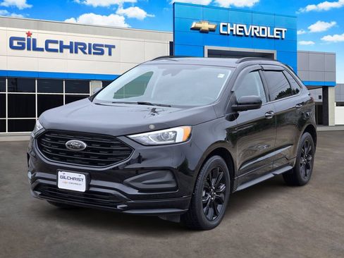 Used 2024 Ford Edge SE w/ Black Appearance Package AWD/4WD image 3