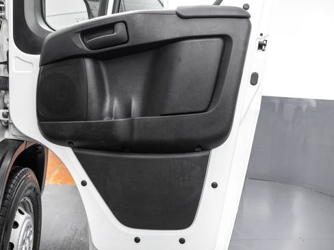 Used 2023 RAM ProMaster 2500 FWD image 38