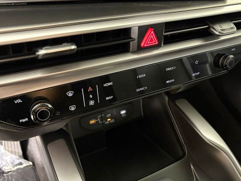 New 2026 Kia Sorento LX image 28