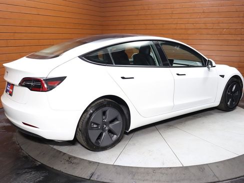 Used 2023 Tesla Model 3 Standard Range image 20