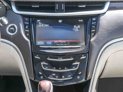 Used 2014 Cadillac XTS Platinum FWD image 14