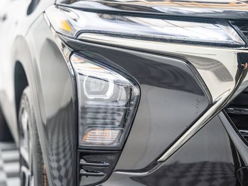 New 2026 Chevrolet Trax RS w/ Sunroof Package FWD image 13