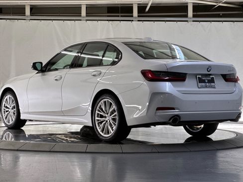 Used 2023 BMW 330i Sedan w/ Parking Assistance Package RWD image 3