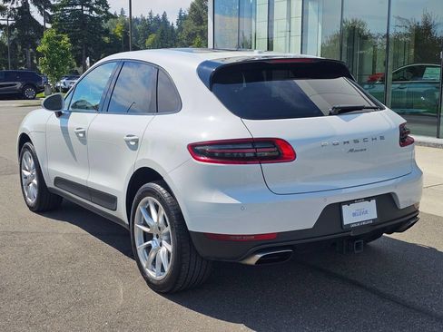 Used 2017 Porsche Macan AWD/4WD image 3