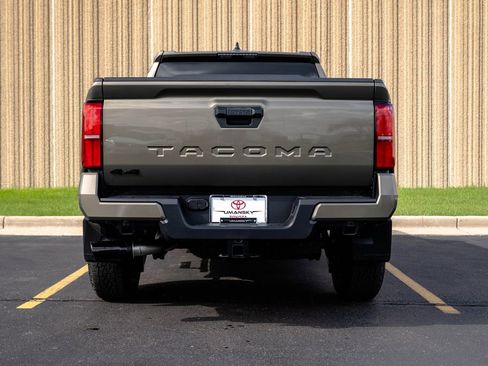 New 2026 Toyota Tacoma TRD Off-Road AWD/4WD image 8