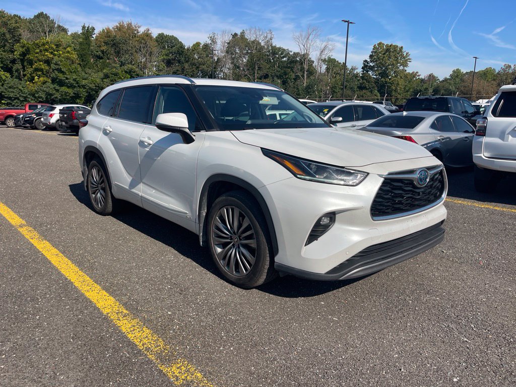 Used 2022 Toyota Highlander Platinum AWD/4WD image 7