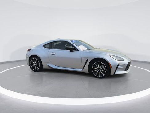 Used 2024 Toyota GR86 Premium image 9