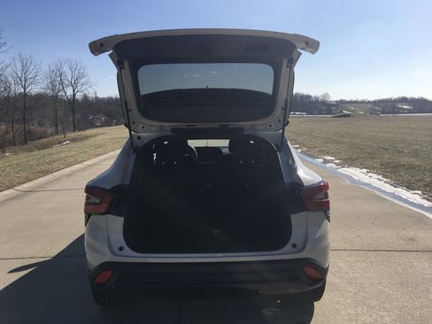 New 2026 Chevrolet Trax RS image 4