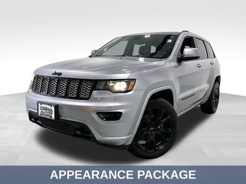 Used 2021 Jeep Grand Cherokee Altitude AWD/4WD image 4