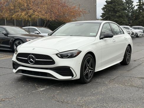 Used 2024 Mercedes-Benz C 300 Sedan image 3