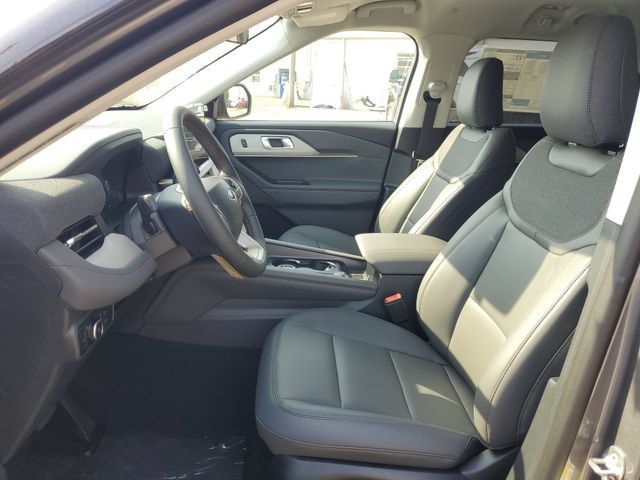 New 2026 Ford Explorer Active w/ Active Comfort Package AWD/4WD image 13