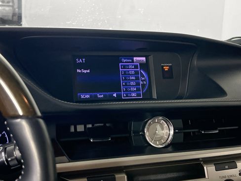 Used 2013 Lexus ES 350 image 14