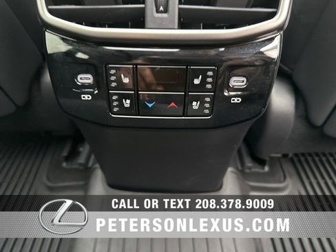 Used 2024 Lexus RX 450h AWD w/ Luxury Package image 18