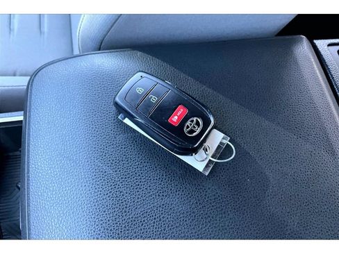 Used 2024 Toyota Tacoma TRD Sport w/ TRD Sport Upgrade Package AWD/4WD image 32