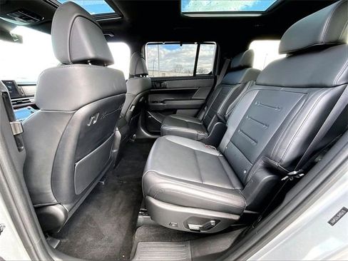 Used 2024 Hyundai Santa Fe Calligraphy image 14