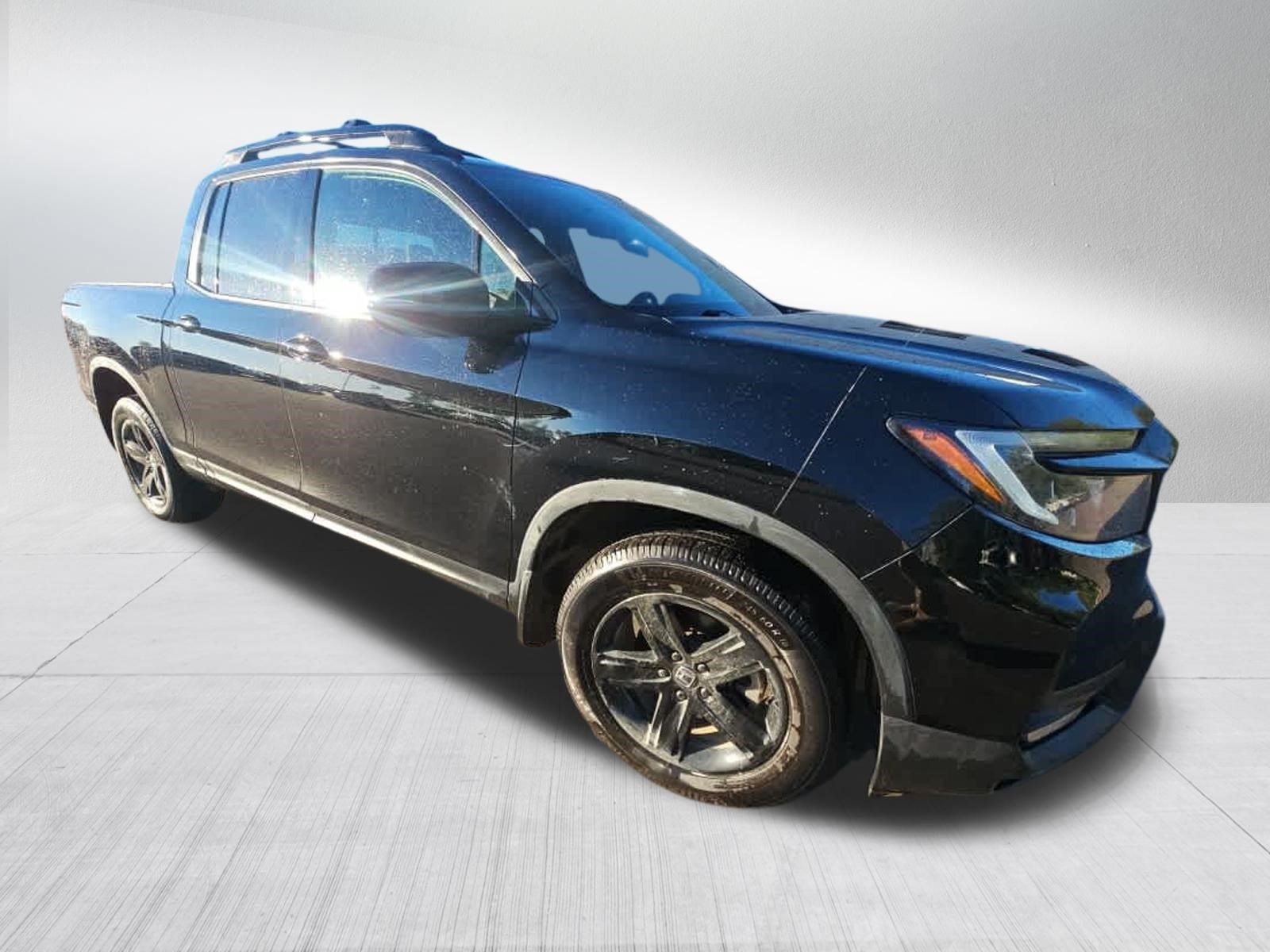 Used 2022 Honda Ridgeline Black Edition image 3
