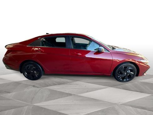 New 2026 Hyundai Elantra SEL Sport FWD image 9