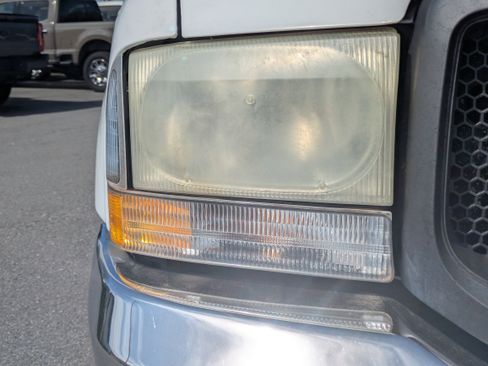 Used 2004 Ford F350 4x4 Crew Cab DRW Super Duty image 10