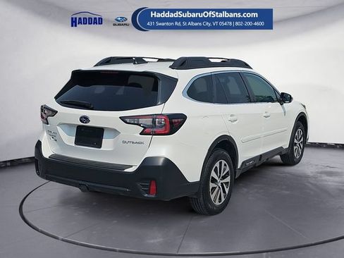 Used 2022 Subaru Outback Premium AWD/4WD image 5