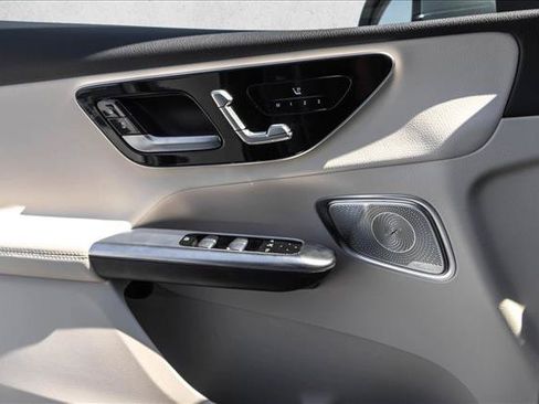 Certified 2026 Mercedes-Benz GLC 300 4MATIC image 18