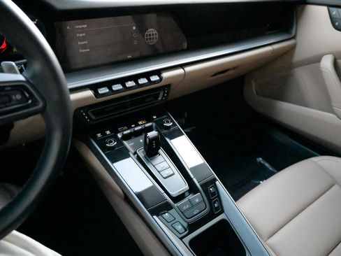 Used 2022 Porsche 911 Carrera image 29