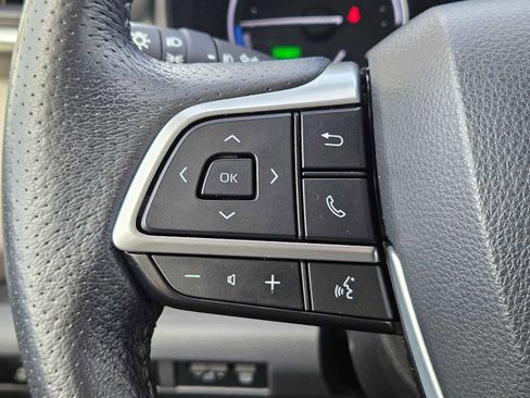 Used 2021 Toyota Sienna Limited image 27