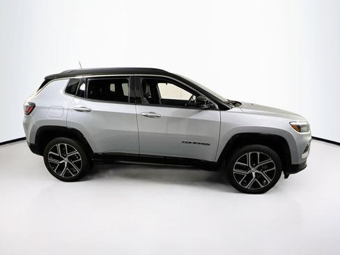 Used 2024 Jeep Compass Limited w/ Elite Group image 4