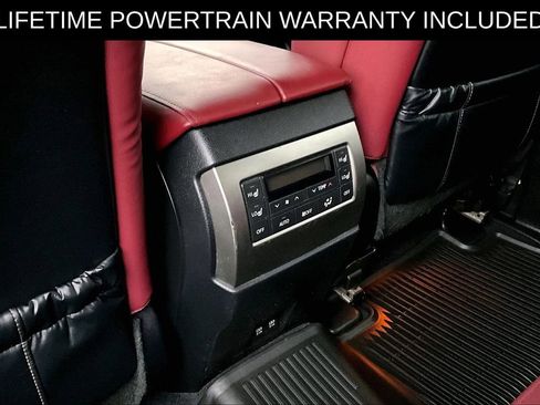 Used 2023 Lexus GX 460 Premium w/ Premium Plus Package image 32