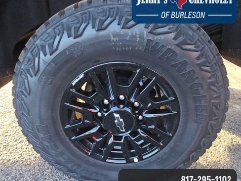 Used 2026 Chevrolet Silverado 2500 ZR2 image 14