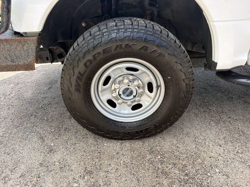 Used 2017 Ford F350 XL AWD/4WD image 30