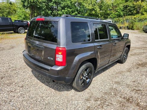 Used 2015 Jeep Patriot Sport w/ Power Value Group FWD image 5