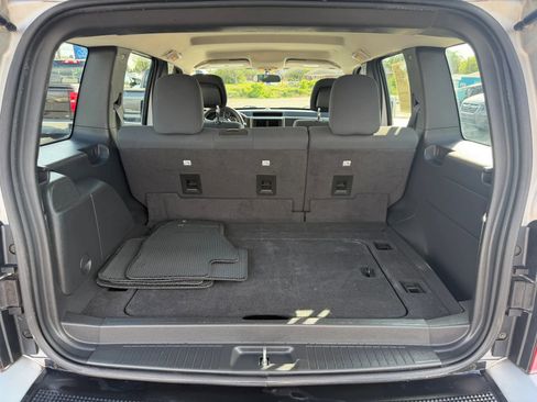 Used 2011 Jeep Liberty Sport image 29