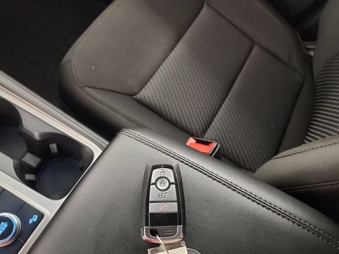 Certified 2023 Ford Explorer XLT AWD/4WD image 21