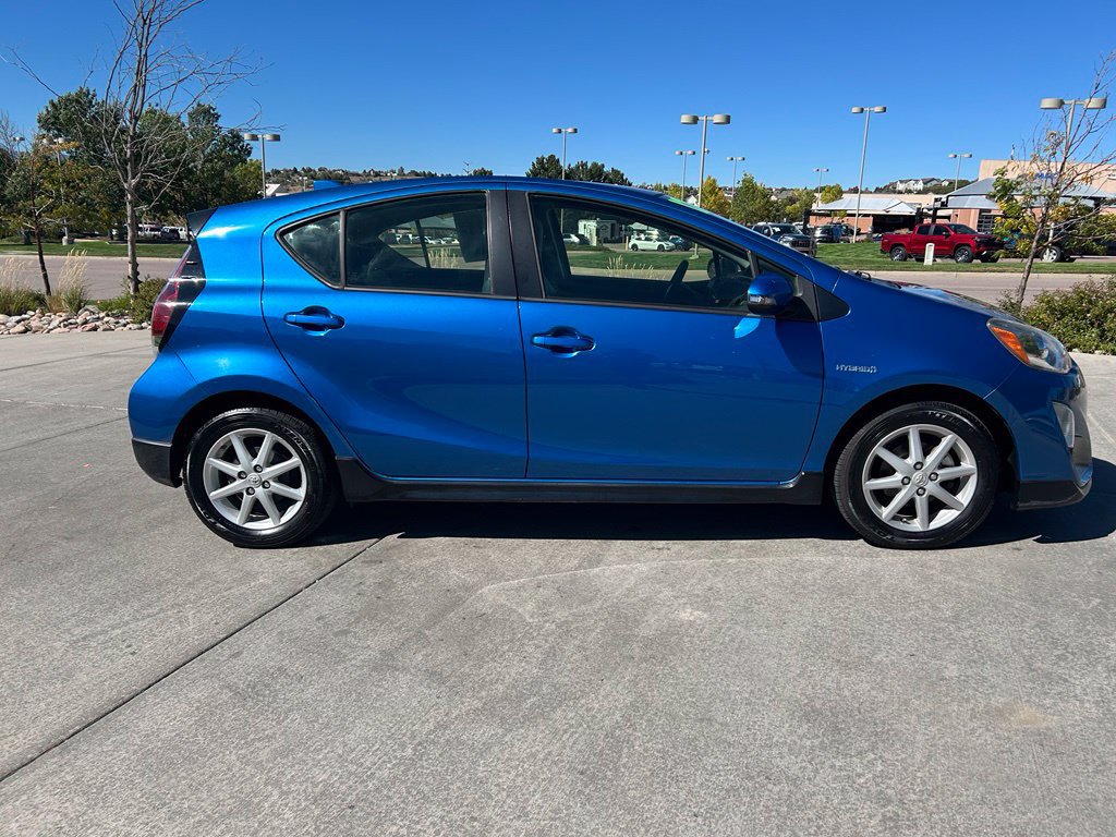 Used 2017 Toyota Prius C One FWD image 9