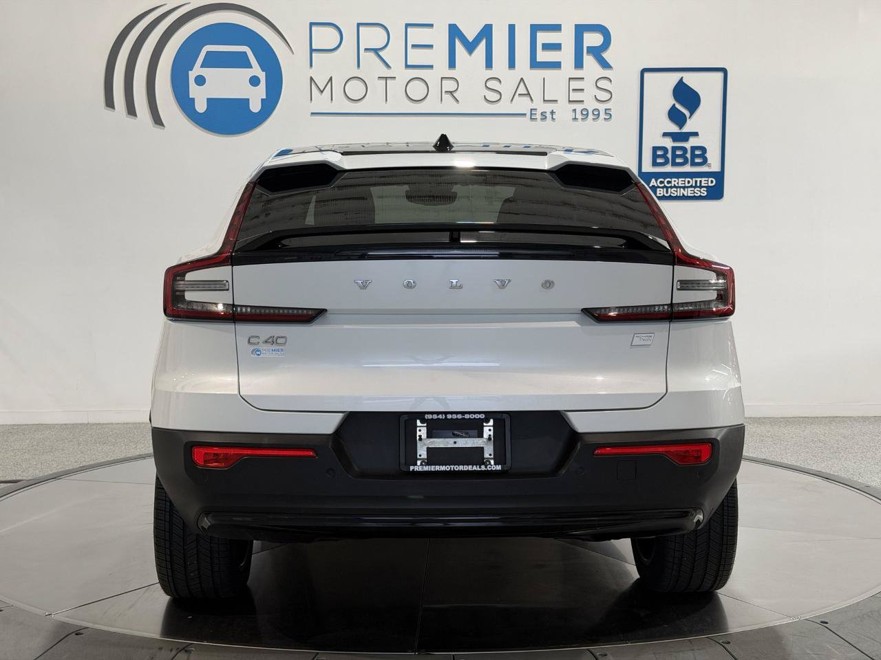 Used 2023 Volvo C40 P8 Recharge Plus AWD/4WD image 4