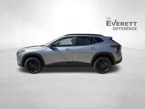 New 2026 Chevrolet Trax LT w/ Driver Confidence Package FWD image 4