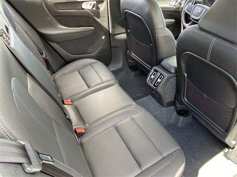 New 2025 Volvo XC40 B5 Core w/ Protection Package Premier image 15