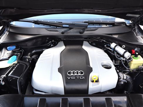 Used 2015 Audi Q7 TDI Premium Plus w/ Premium Plus Package AWD/4WD image 46