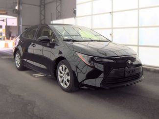 Used 2023 Toyota Corolla LE FWD video 2