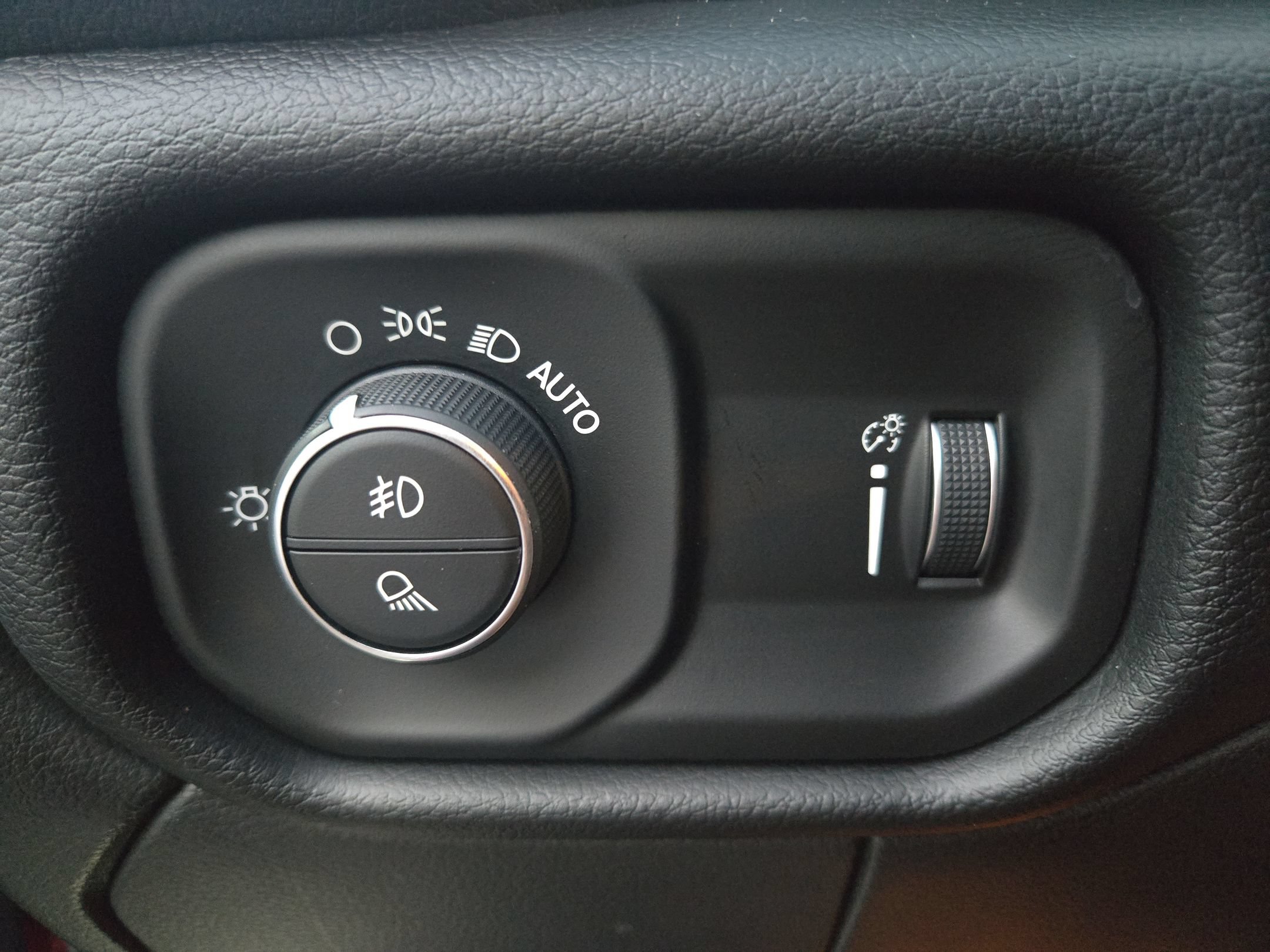 Used 2026 RAM 2500 Big Horn AWD/4WD image 25