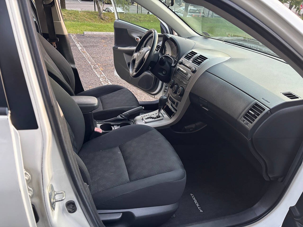 Used 2010 Toyota Corolla S w/ S EVP Pkg #3 FWD image 19