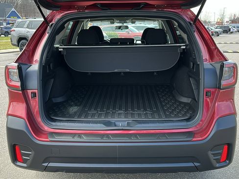 Used 2021 Subaru Outback Premium image 23