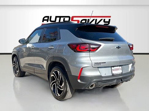 Used 2025 Chevrolet TrailBlazer RS w/ Convenience Package FWD image 5