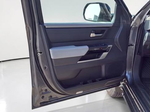Used 2025 Toyota Tundra Limited w/ TRD Off-Road Package AWD/4WD image 12