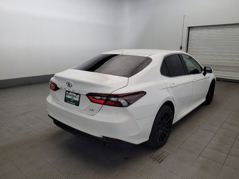 Used 2022 Toyota Camry LE FWD image 9