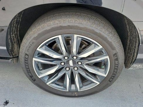 Used 2021 Cadillac Escalade ESV Sport Platinum image 8