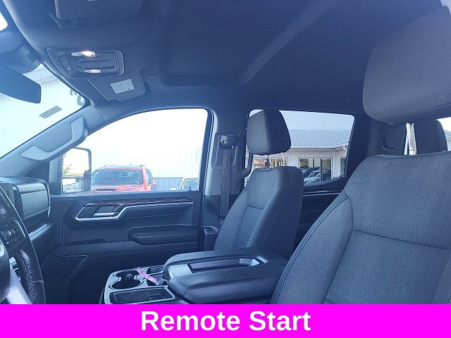Used 2022 GMC Sierra 1500 Elevation w/ LPO, Elevation Black Package AWD/4WD image 7